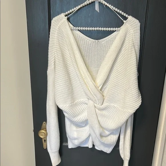 White V-Neck Knit Sweater with Relaxed Fit - Picture 2 of 3